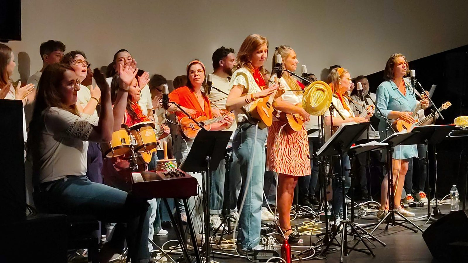 Uku'Potes et chorale réunis sur scène