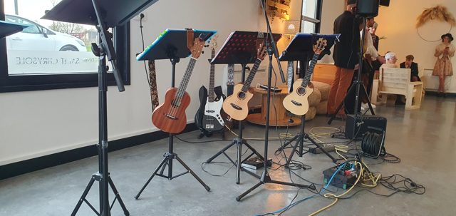 Les instruments prêts pour la cérémonie
